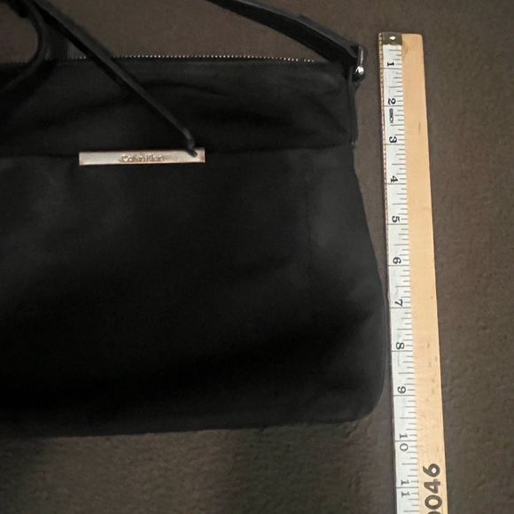 Calvin Klein Black Nylon Crossbody Bag Lightweight Adjustable Strap - Picture 7 of 9